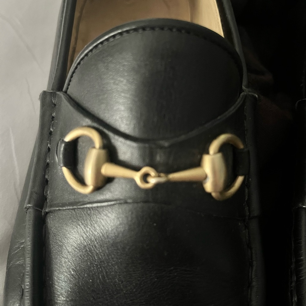 Gucci Black Gold Slip-On Loafers - Picture 2 of 10